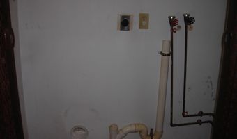 808 1st Ave, Altoona, PA 16602