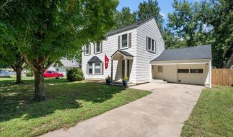 1322 N 4th St, Arkansas City, KS 67005