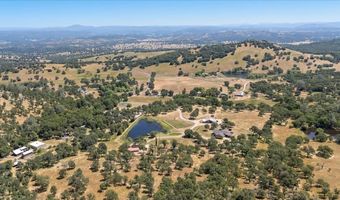 9267 7R Bar Rd, Angels Camp, CA 95222