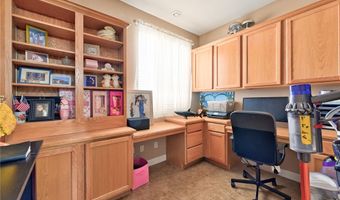 4925 Whisper Lake Ave, Las Vegas, NV 89131