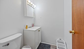 55 Beths Ave APT 78, Bristol, CT 06010