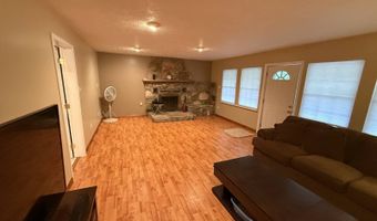 229 E Taxiway Dr, Albany, KY 42602