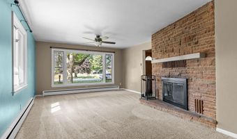 2570 PALISADES Ln, Appleton, WI 54915