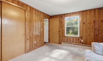 380 Angell Rd, North Providence, RI 02904
