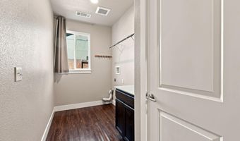 20276 Ballentine Dr, Anderson, CA 96007