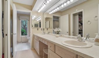 680-7 Windward Dr, Aurora, OH 44202
