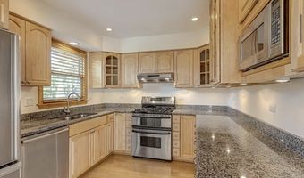317 E VALLEY Ln, Arlington Heights, IL 60004