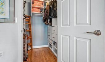 2330 14TH St N 407, Arlington, VA 22201