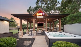 12175 Lost Oak Dr, Bentonville, AR 72712
