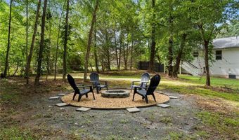 4553 Mars Ct NW, Acworth, GA 30101