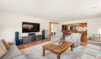 1070 Paula Way, Escondido, CA 92027