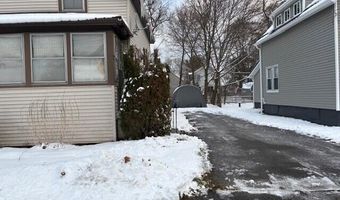 27 Dexter St, Bangor, ME 04401