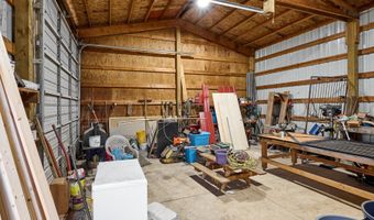 10093 Wiseacre Ln, Aurora, OR 97002