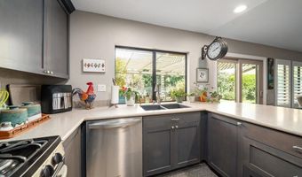 4320 Los Padres Dr, Fallbrook, CA 92028