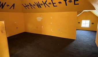 521 S 2nd St, Albia, IA 52531
