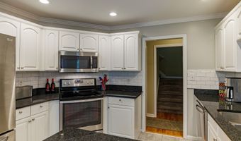 115 Crystal Crk, Hull, GA 30646