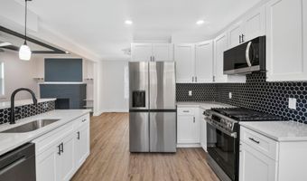 27 GLENWOOD Ave, Baltimore, MD 21228