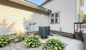 237 E Dahlstrom Ave, Appleton, MN 56208