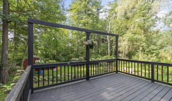 11 Lillian Dr, Ashburnham, MA 01430