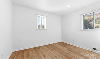 340 Dillingham Cir 1, Asheville, NC 28805