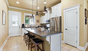 608 Cottage Ln, Benton, AR 72019