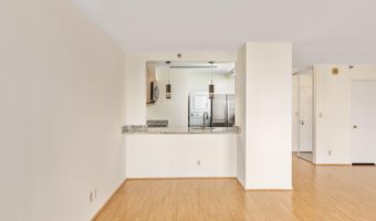 900 N STAFFORD St 1206, Arlington, VA 22203