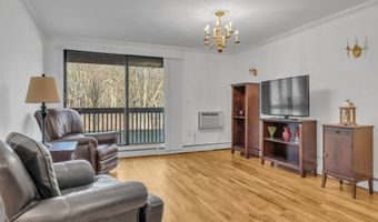 2113 Cromwell Hills Dr 2113, Cromwell, CT 06416