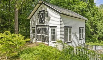 341 Chapel Hill Rd, Atlantic Highlands, NJ 07716