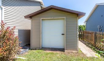 3005 Cedar Ln, Ames, IA 50014