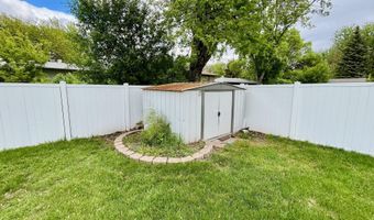 2207 SE 13th Ave, Aberdeen, SD 57401