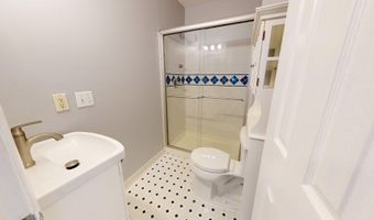 2609 Meade Ct, Ann Arbor, MI 48105