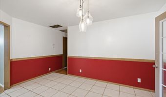 1225 E Church St, Aurora, MO 65605