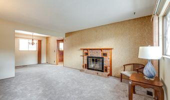 684 Sherwood Dr, Aurora, OH 44202