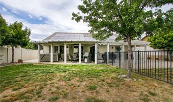 35579 Country Creek Dr, Yucaipa, CA 92399
