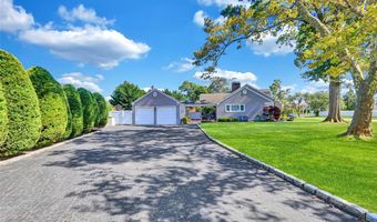 336 Richmond Ave, Amityville, NY 11701