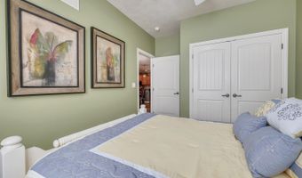 425 240th Ave 105, Arnolds Park, IA 51331