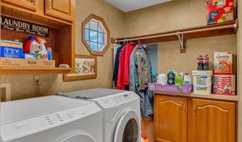 8324 SW Indian Hills Rd, Auburn, KS 66402