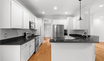 1773 Town Home Dr, Apex, NC 27502