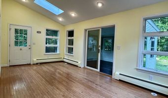 430 Huckleberry Hill Rd, Avon, CT 06001