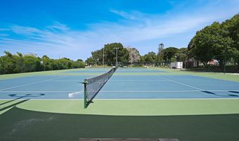 451 E Egret Cir, Barefoot Bay, FL 32976
