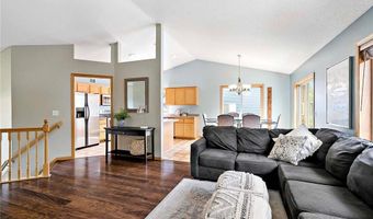 15578 Vale St NW, Andover, MN 55304