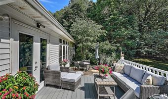 138 Jenckes Hill Rd, Lincoln, RI 02865