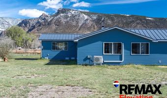 21 Sunburst Dr, Cody, WY 82414