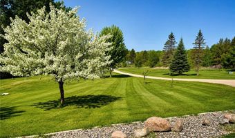 6828 Aurora Dr, Akeley, MN 56433