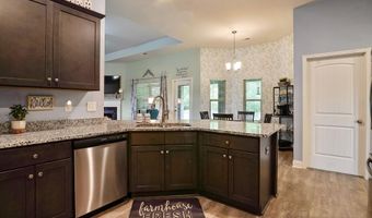 885 BARKLEY Dr, Alabaster, AL 35007