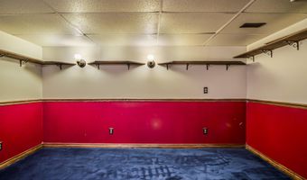 4107 Boulder Pond Dr, Ann Arbor, MI 48108