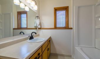 5030 E 16th, Casper, WY 82609