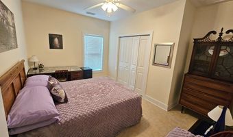 142 Bay Colony Way, Apalachicola, FL 32320