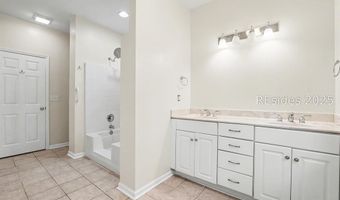 20 Sea Gull Dr, Beaufort, SC 29907