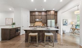 1233 Parkstead Ln, Alpharetta, GA 30004
